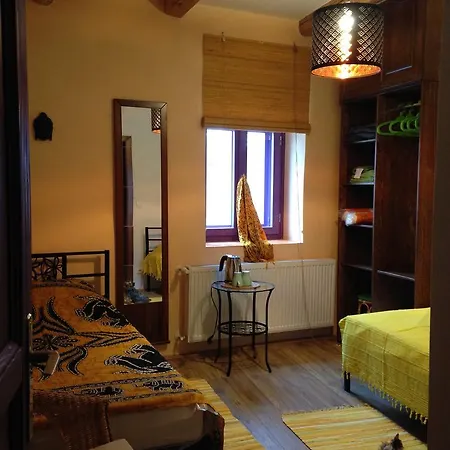 Sadhana Yoga Retreat Centre *