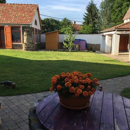 Affittacamere Sadhana Yoga Retreat Centre Vindornyalak